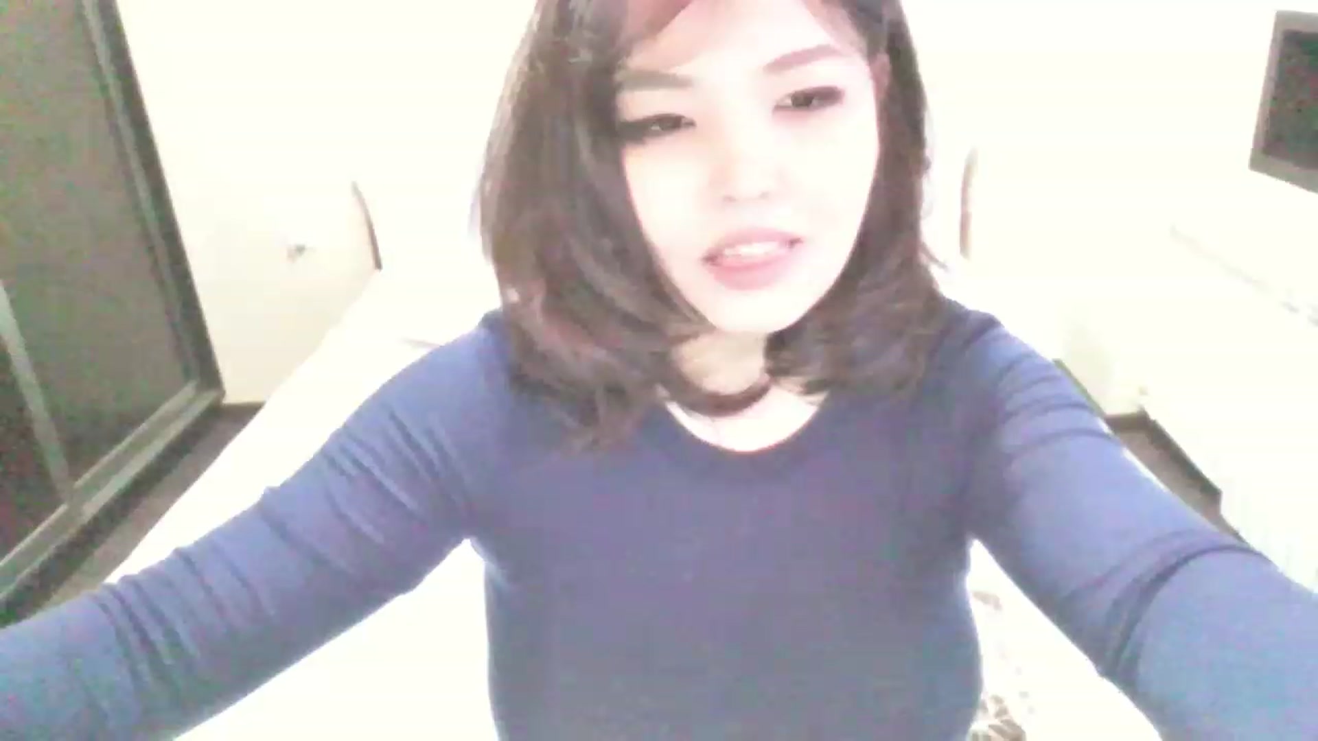 Gallery image thumbnail from MaiChubbyFace's myfreecams stream on, 04/02/2023, 12:16 image 9 of 20