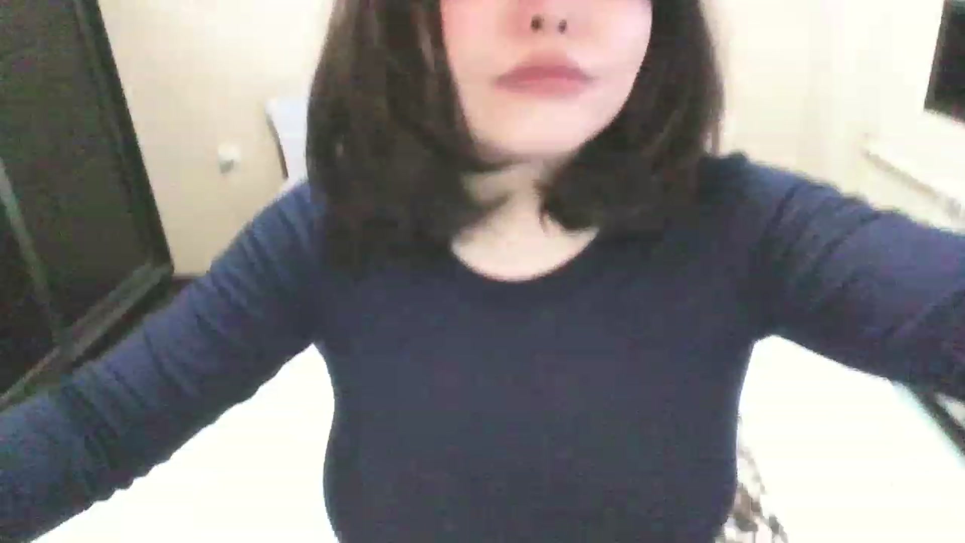 Gallery image thumbnail from MaiChubbyFace's myfreecams stream on, 04/02/2023, 12:16 image 15 of 20