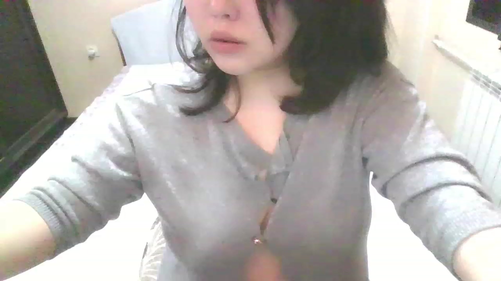 Gallery image thumbnail from MaiChubbyFace's myfreecams stream on, 04/02/2023, 23:05 image 18 of 20