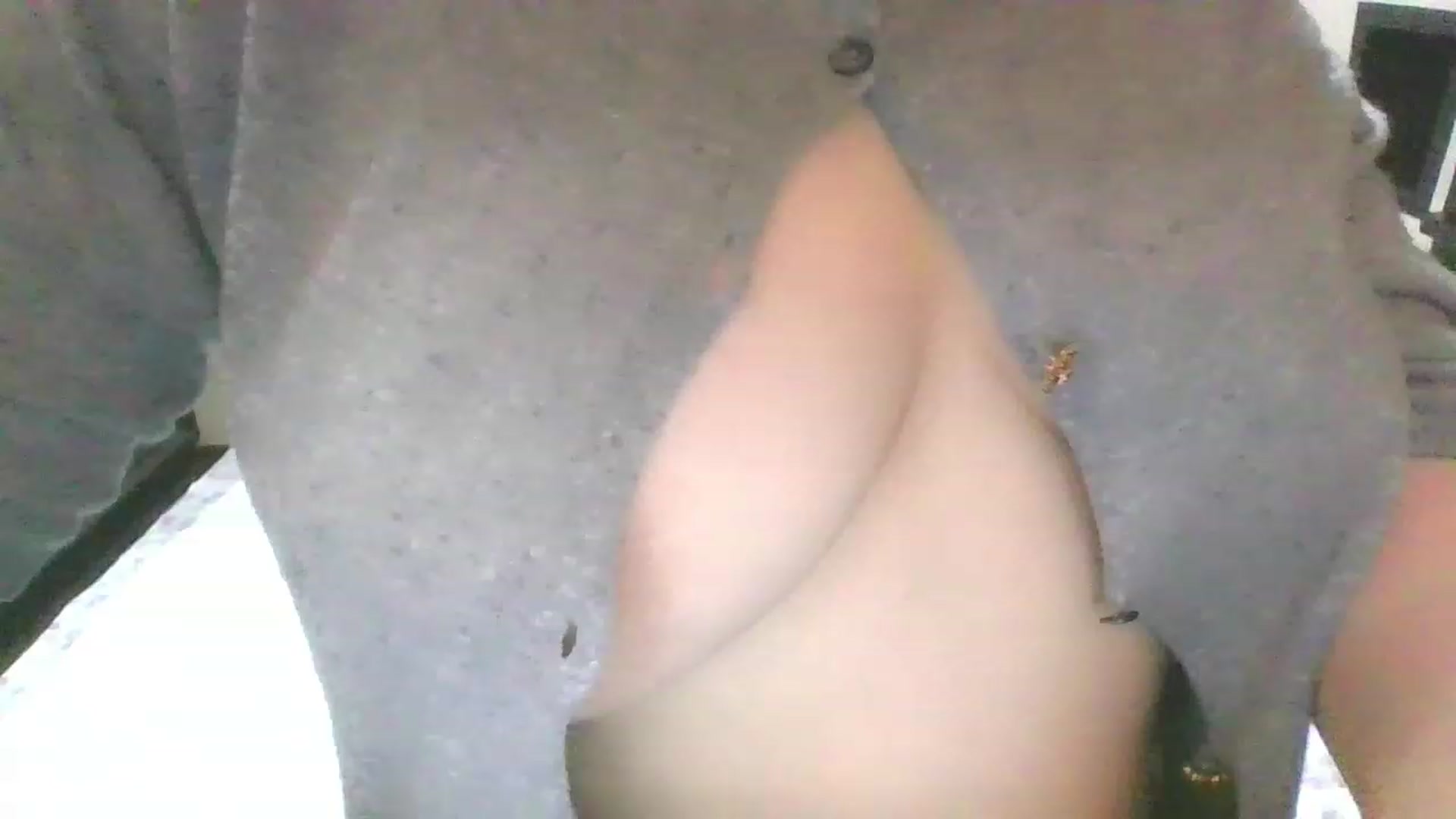 Gallery image thumbnail from MaiChubbyFace's myfreecams stream on, 04/02/2023, 23:05 image 10 of 20