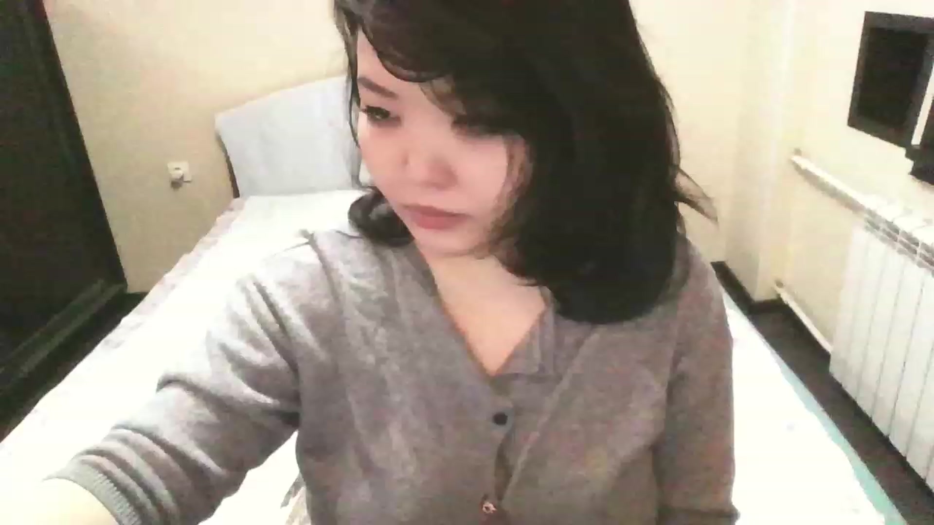 Gallery image thumbnail from MaiChubbyFace's myfreecams stream on, 04/02/2023, 23:05 image 5 of 20