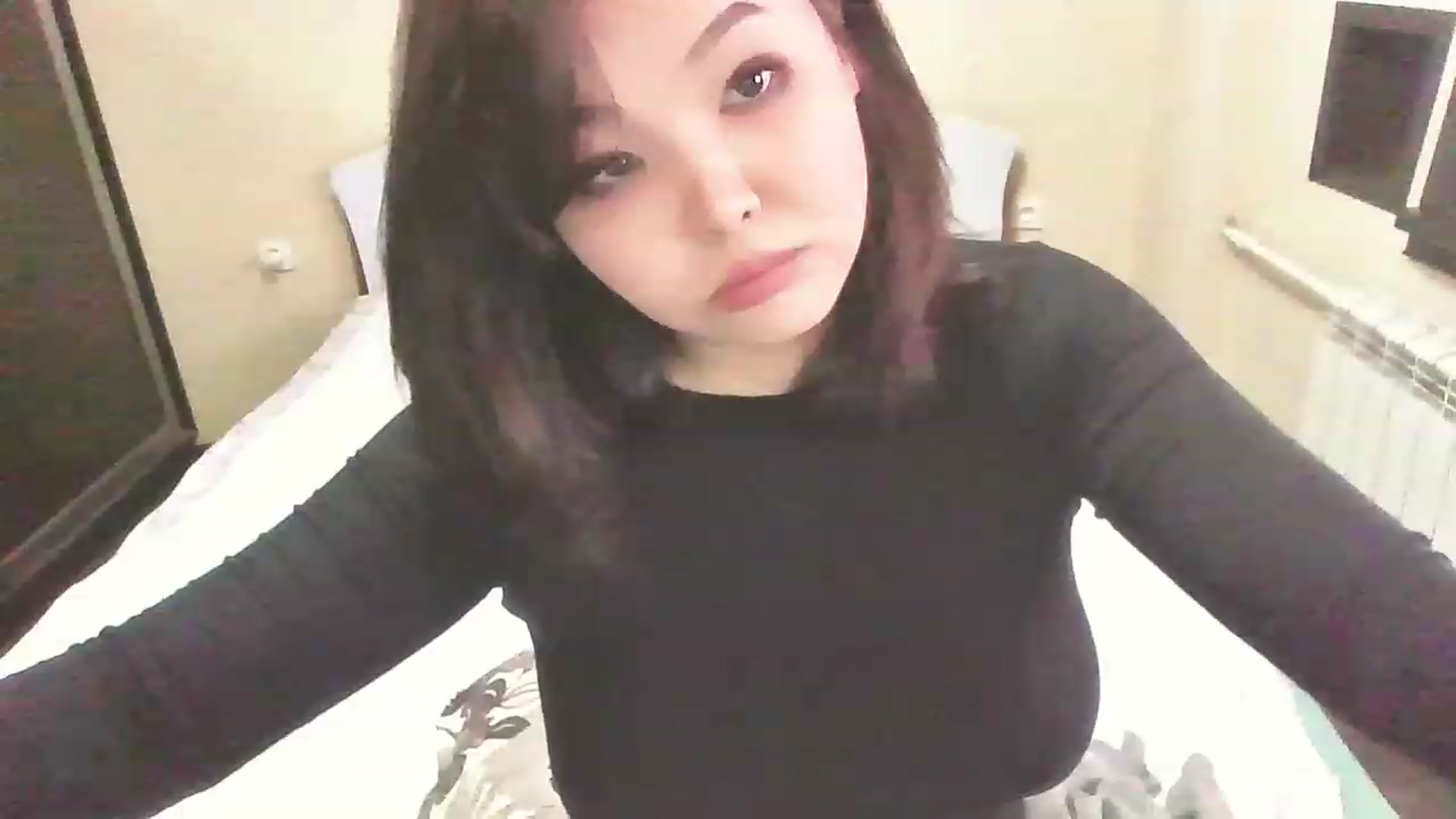 Gallery image thumbnail from MaiChubbyFace's myfreecams stream on, 04/03/2023, 06:19 image 7 of 20