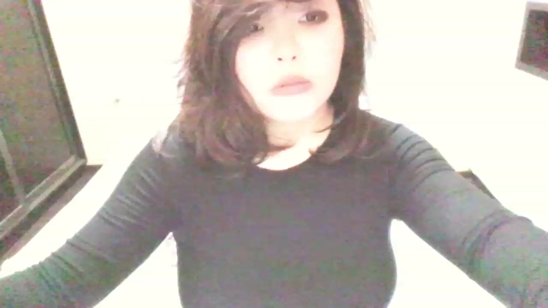Gallery image thumbnail from MaiChubbyFace's myfreecams stream on, 04/23/2023, 18:32 image 12 of 20