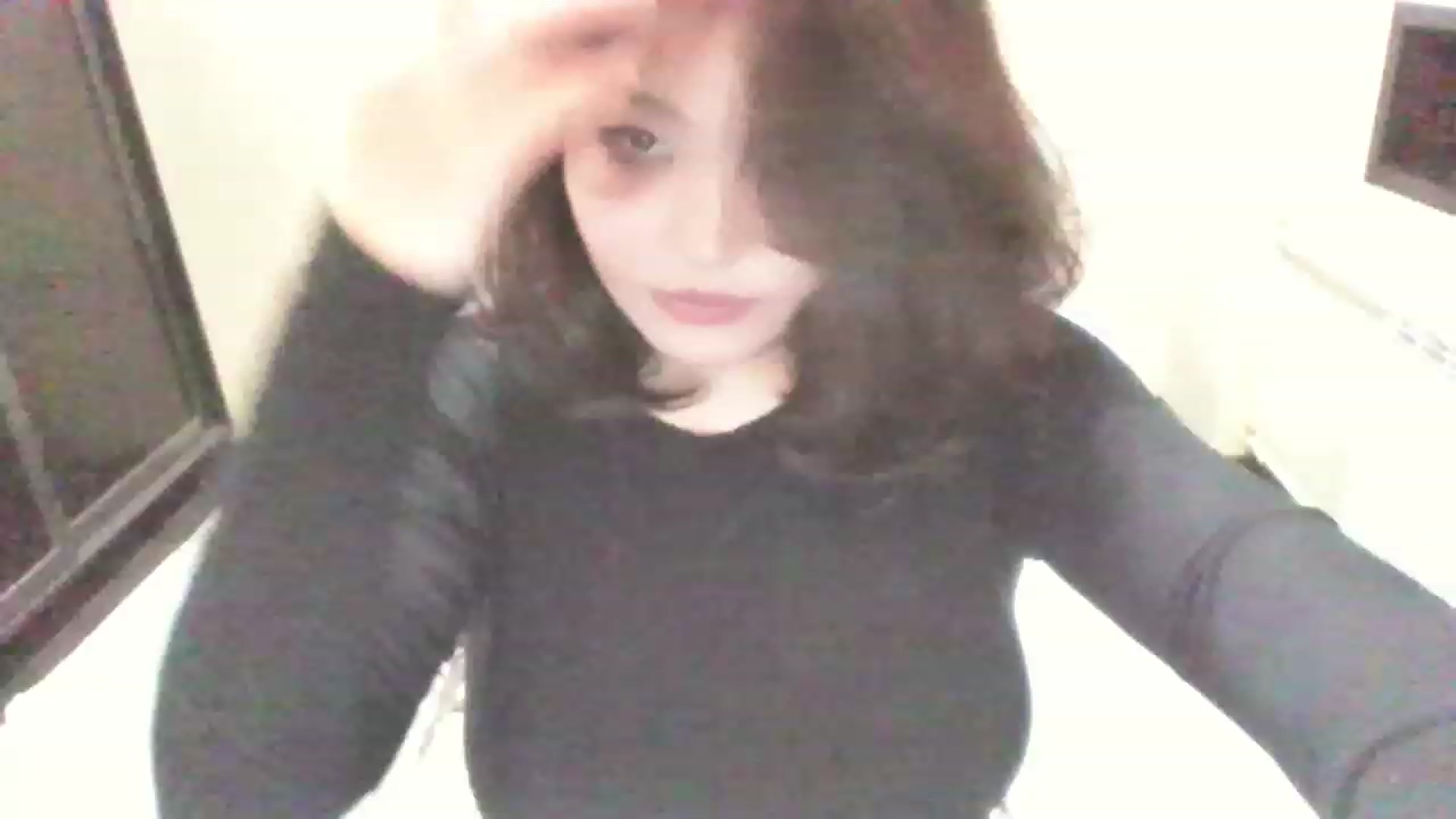 Gallery image thumbnail from MaiChubbyFace's myfreecams stream on, 04/23/2023, 18:32 image 13 of 20