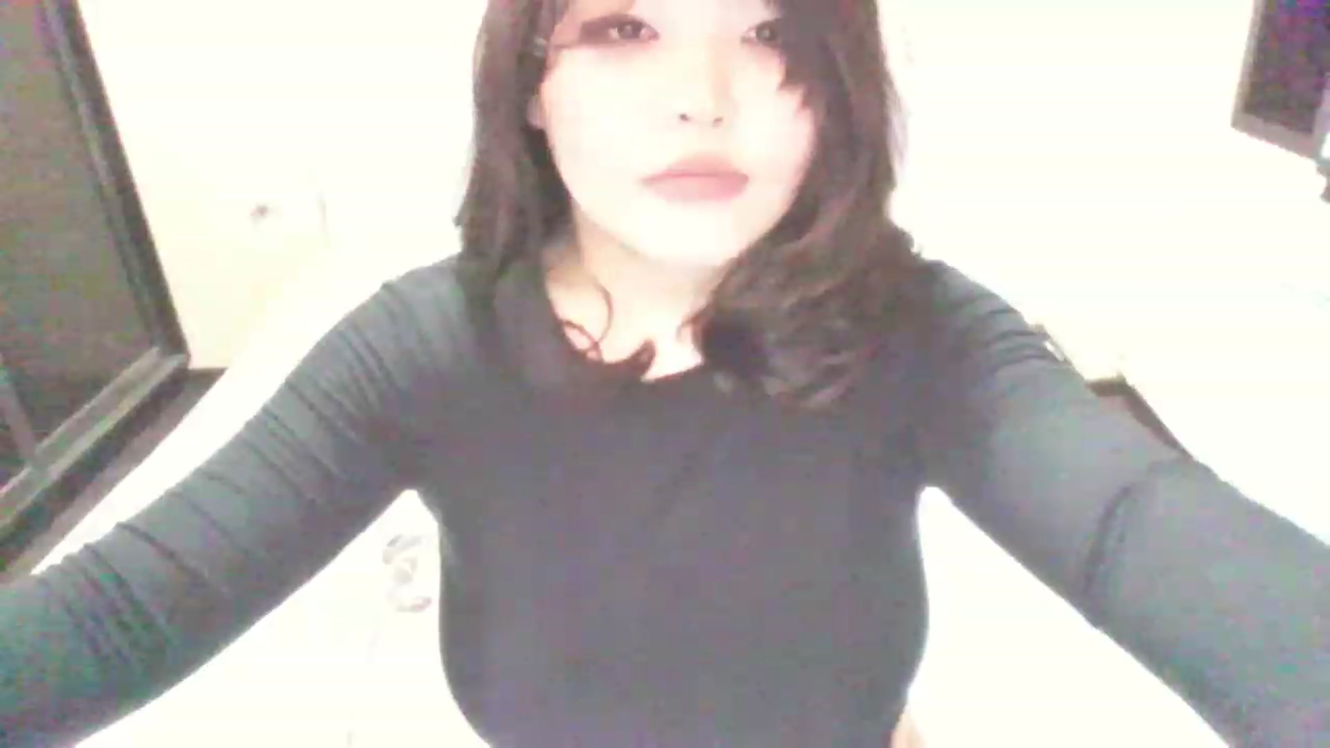 Gallery image thumbnail from MaiChubbyFace's myfreecams stream on, 04/23/2023, 19:04 image 5 of 20