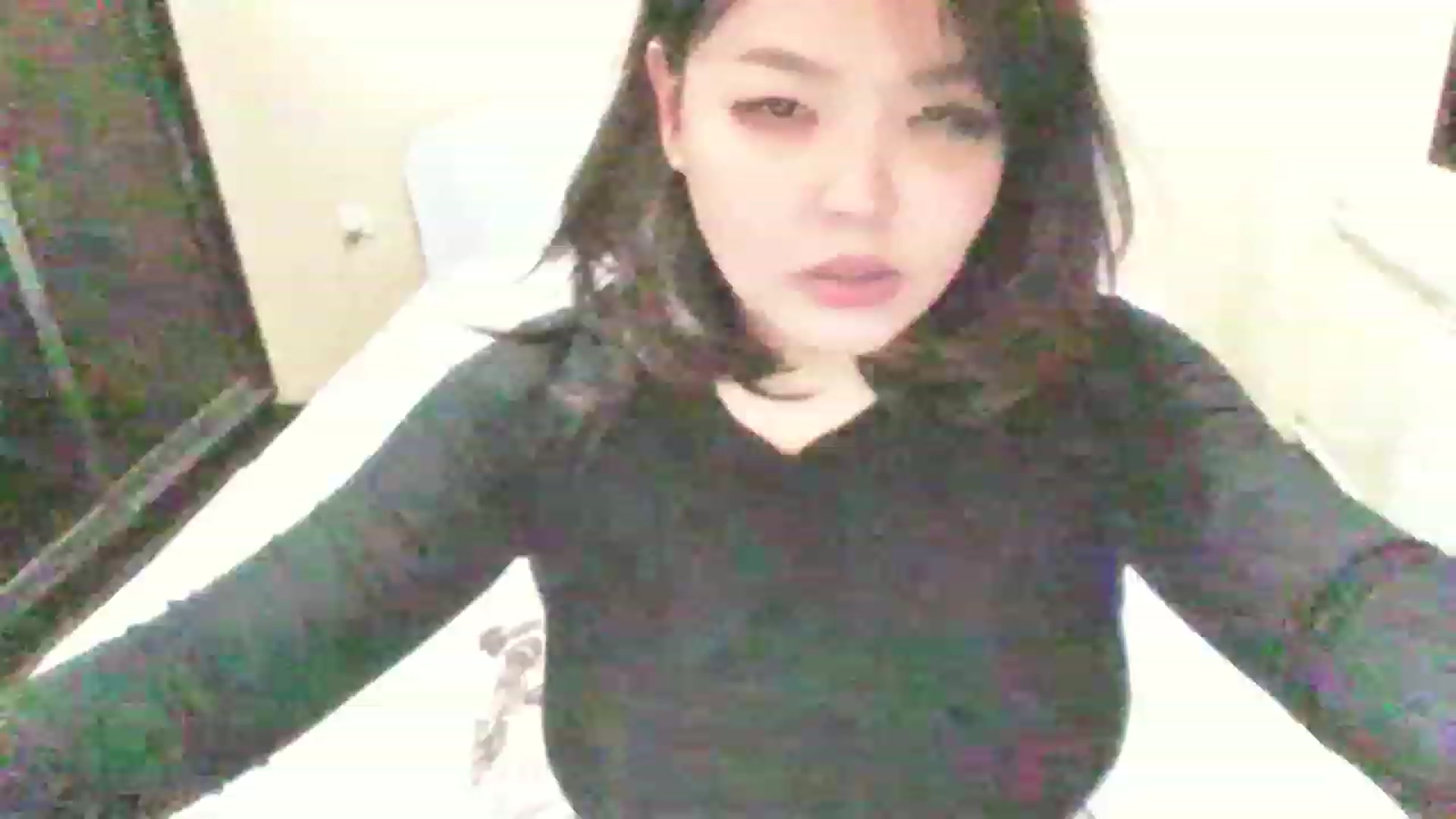 Gallery image thumbnail from MaiChubbyFace's myfreecams stream on, 04/23/2023, 20:22 image 9 of 20