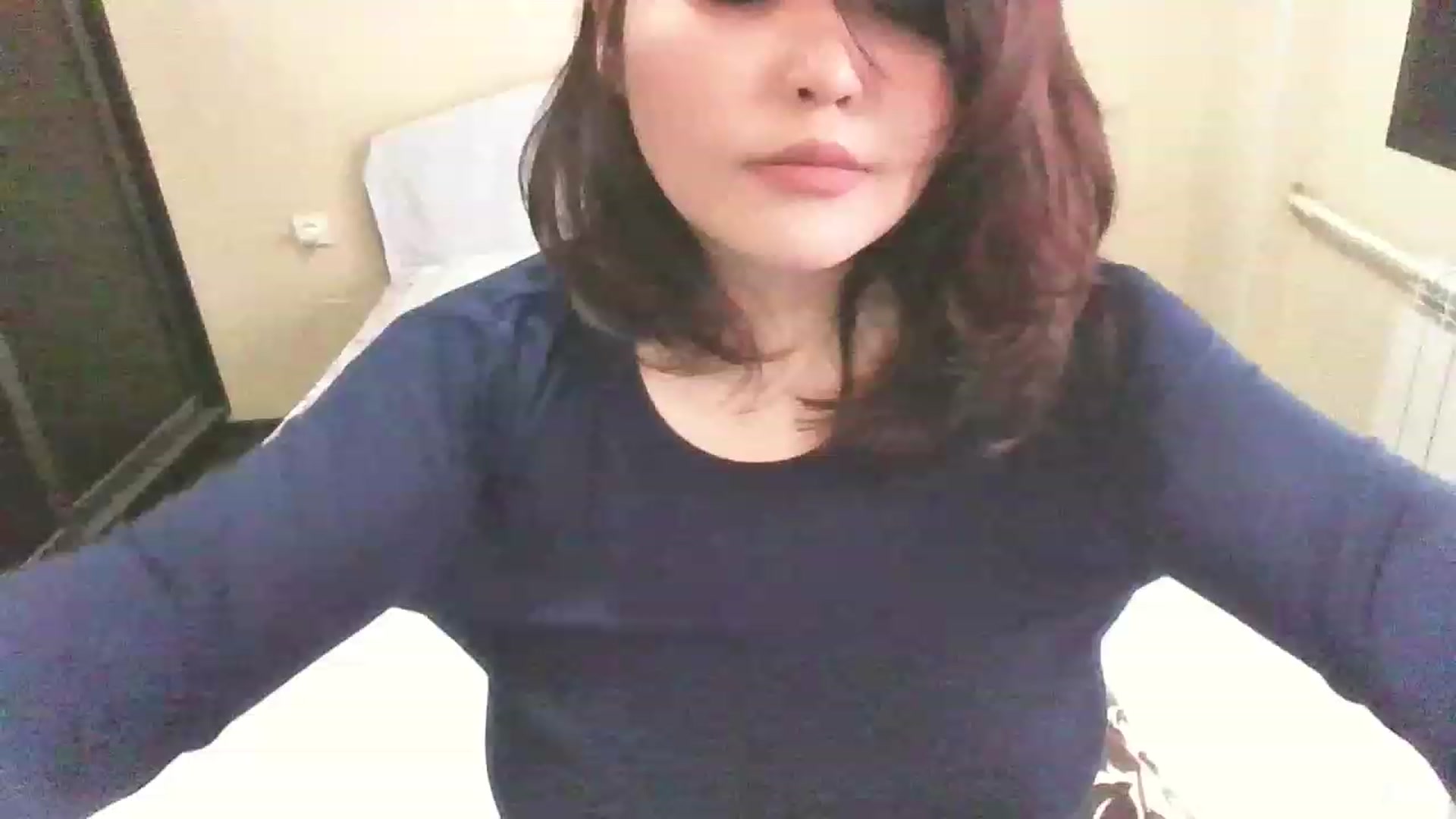 Gallery image thumbnail from MaiChubbyFace's myfreecams stream on, 04/26/2023, 05:21 image 17 of 20