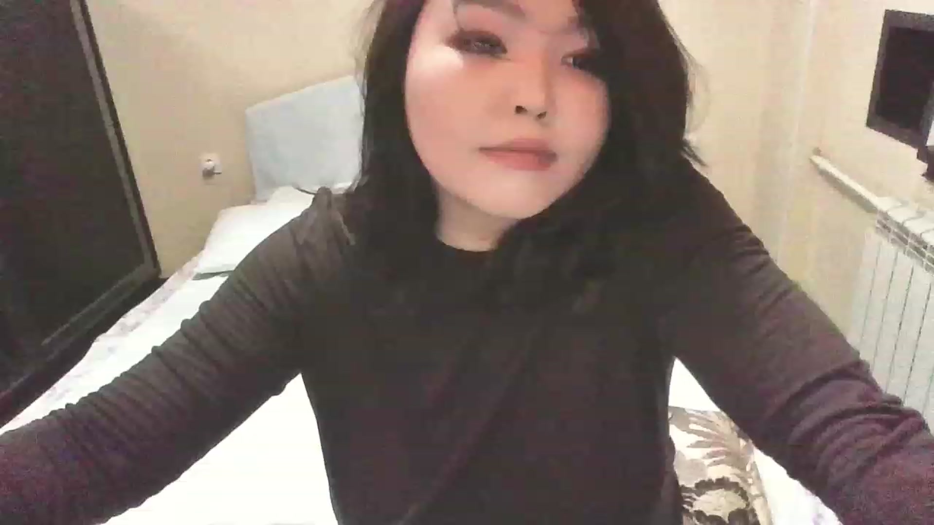 Gallery image thumbnail from MaiChubbyFace's myfreecams stream on, 04/30/2023, 13:51 image 16 of 20