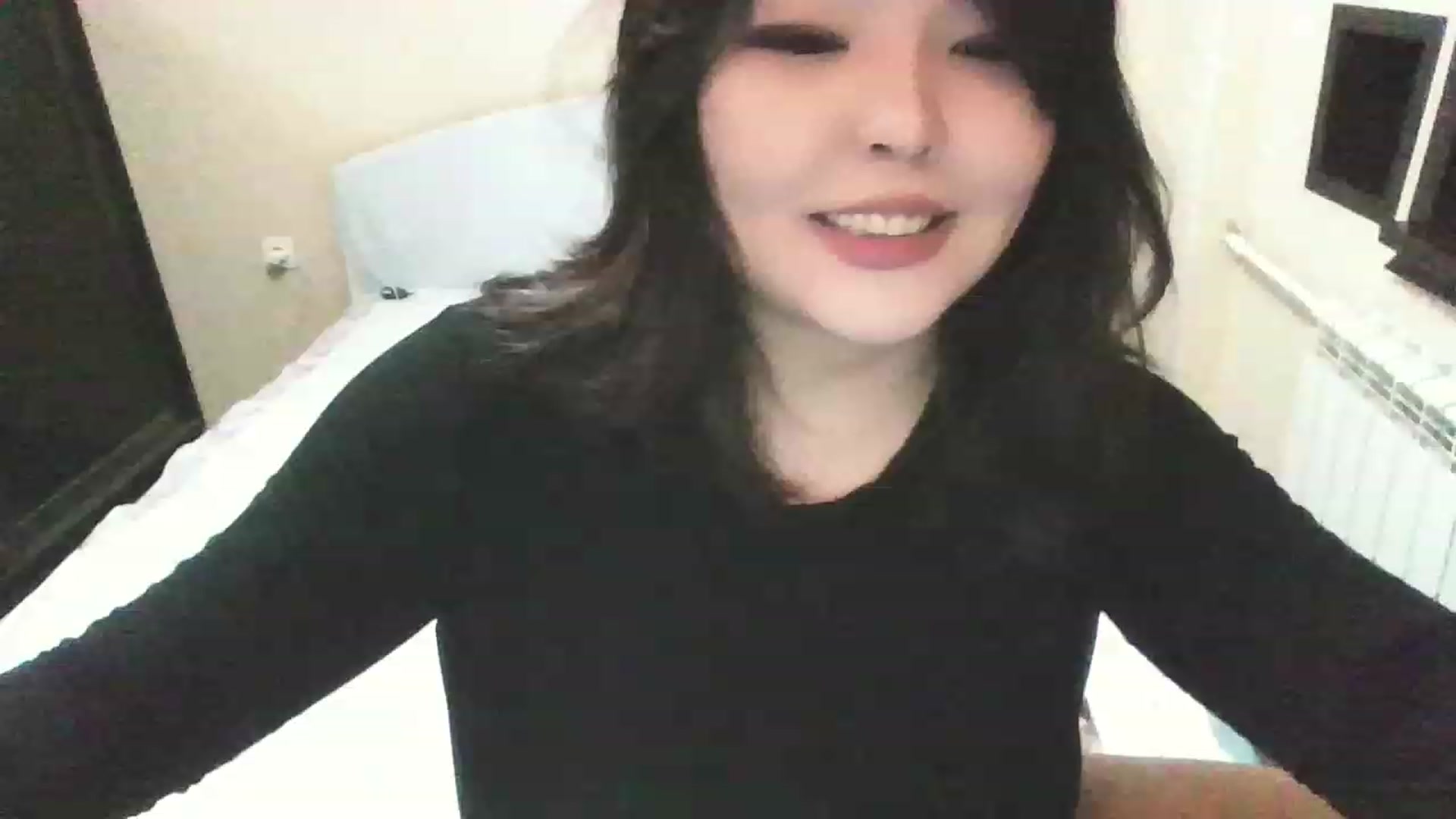Gallery image thumbnail from MaiChubbyFace's myfreecams stream on, 04/30/2023, 19:28 image 11 of 20