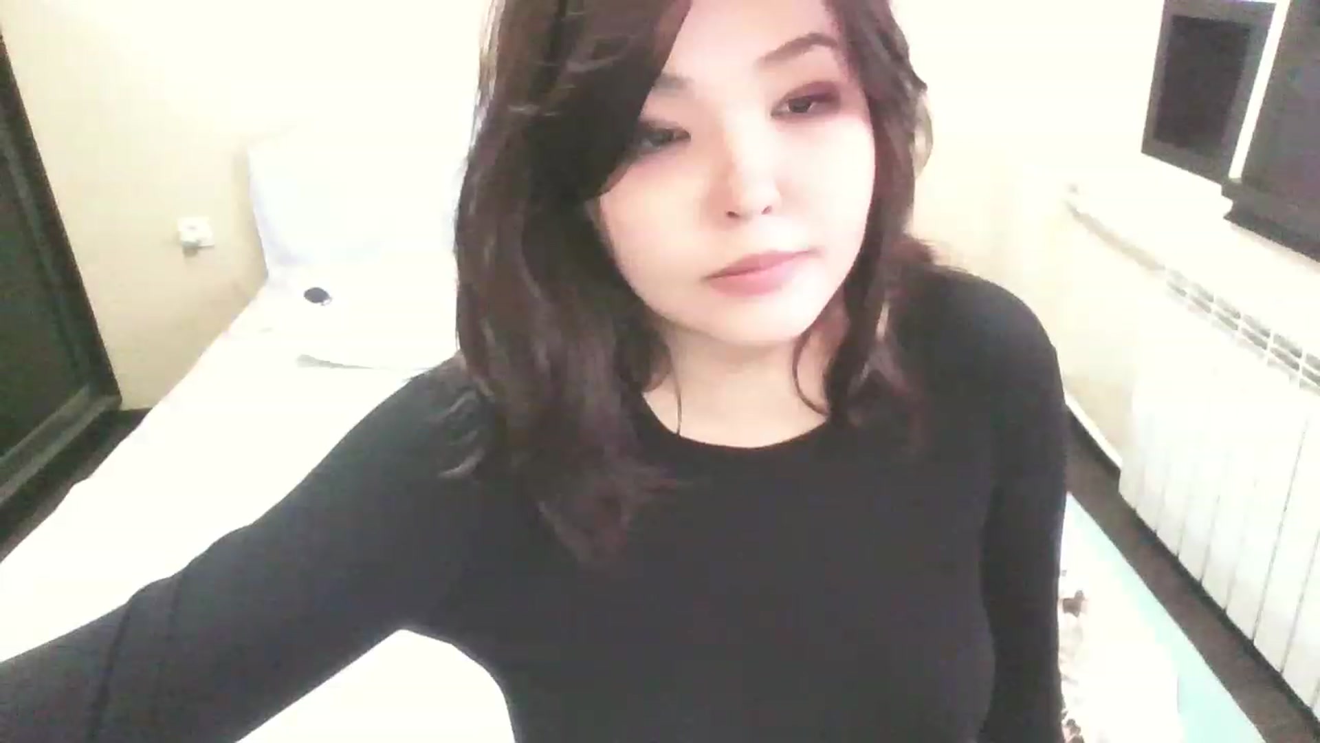 Gallery image thumbnail from MaiChubbyFace's myfreecams stream on, 05/01/2023, 06:22 image 12 of 20