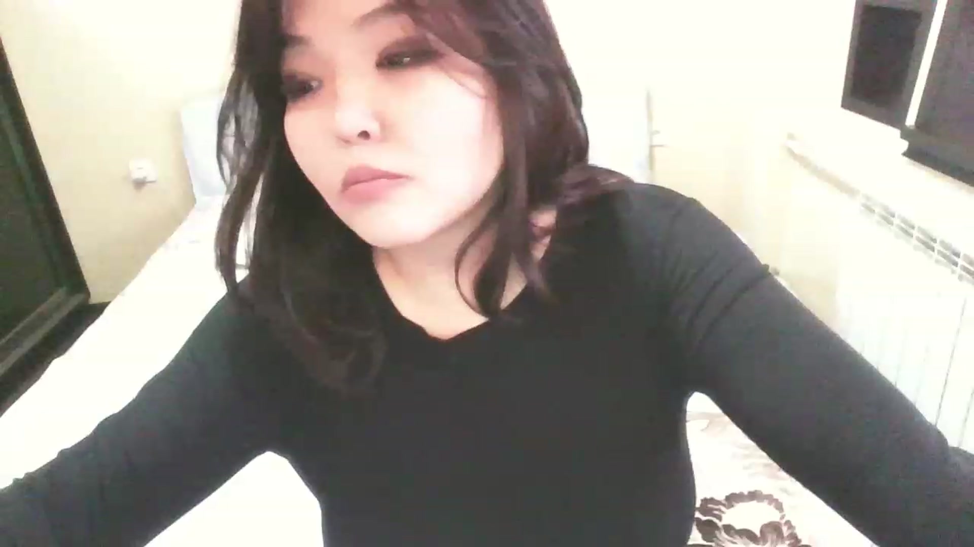 Gallery image thumbnail from MaiChubbyFace's myfreecams stream on, 05/01/2023, 06:22 image 13 of 20