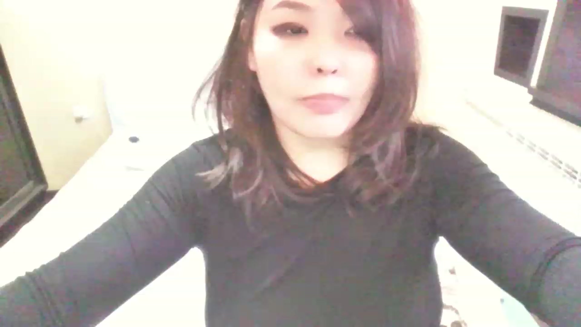 Gallery image thumbnail from MaiChubbyFace's myfreecams stream on, 05/01/2023, 07:28 image 4 of 20