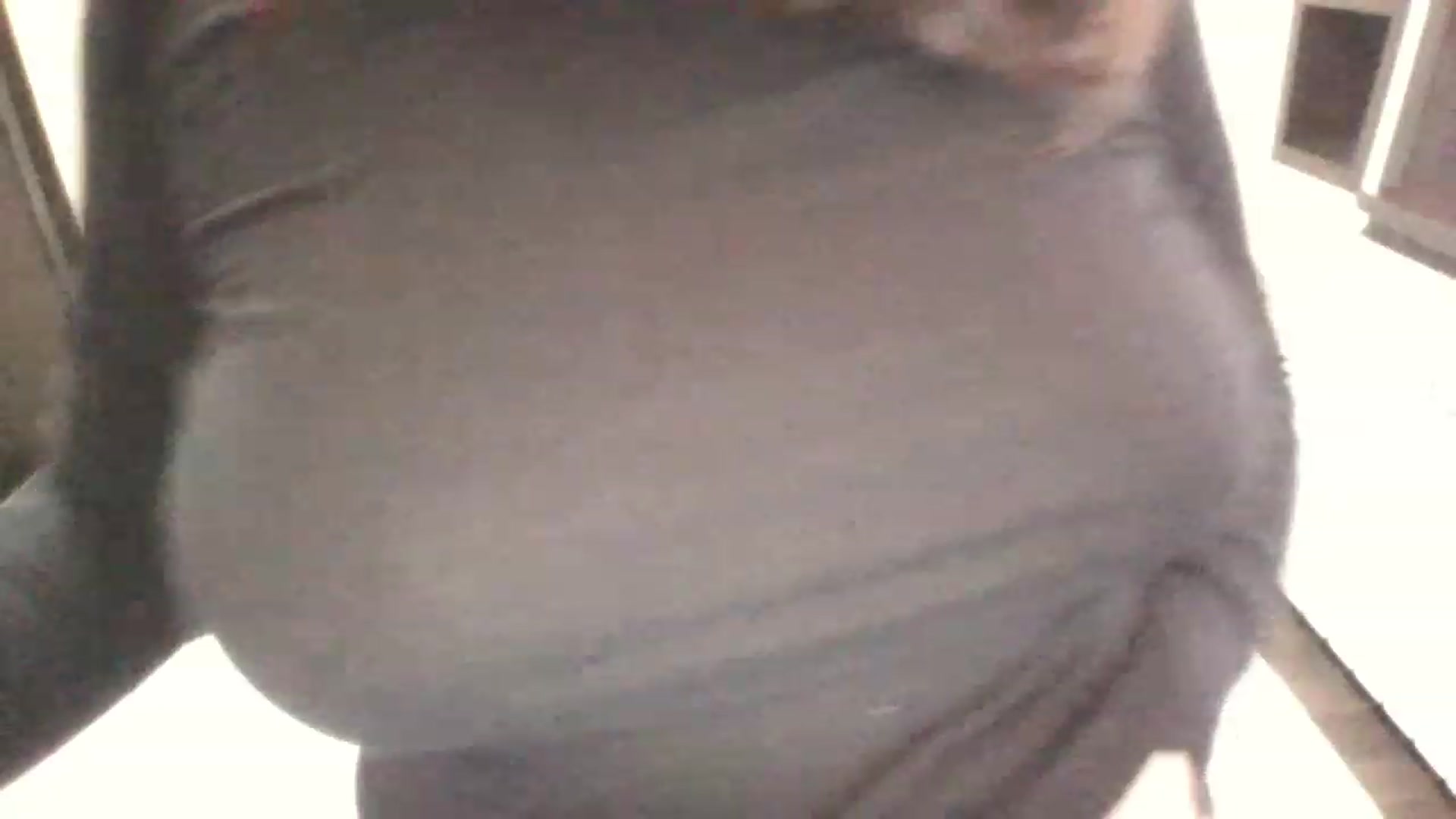 Gallery image thumbnail from MaiChubbyFace's myfreecams stream on, 05/01/2023, 07:28 image 19 of 20