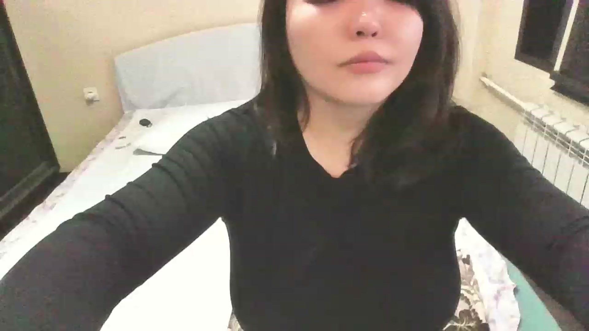 Gallery image thumbnail from MaiChubbyFace's myfreecams stream on, 05/01/2023, 07:28 image 17 of 20
