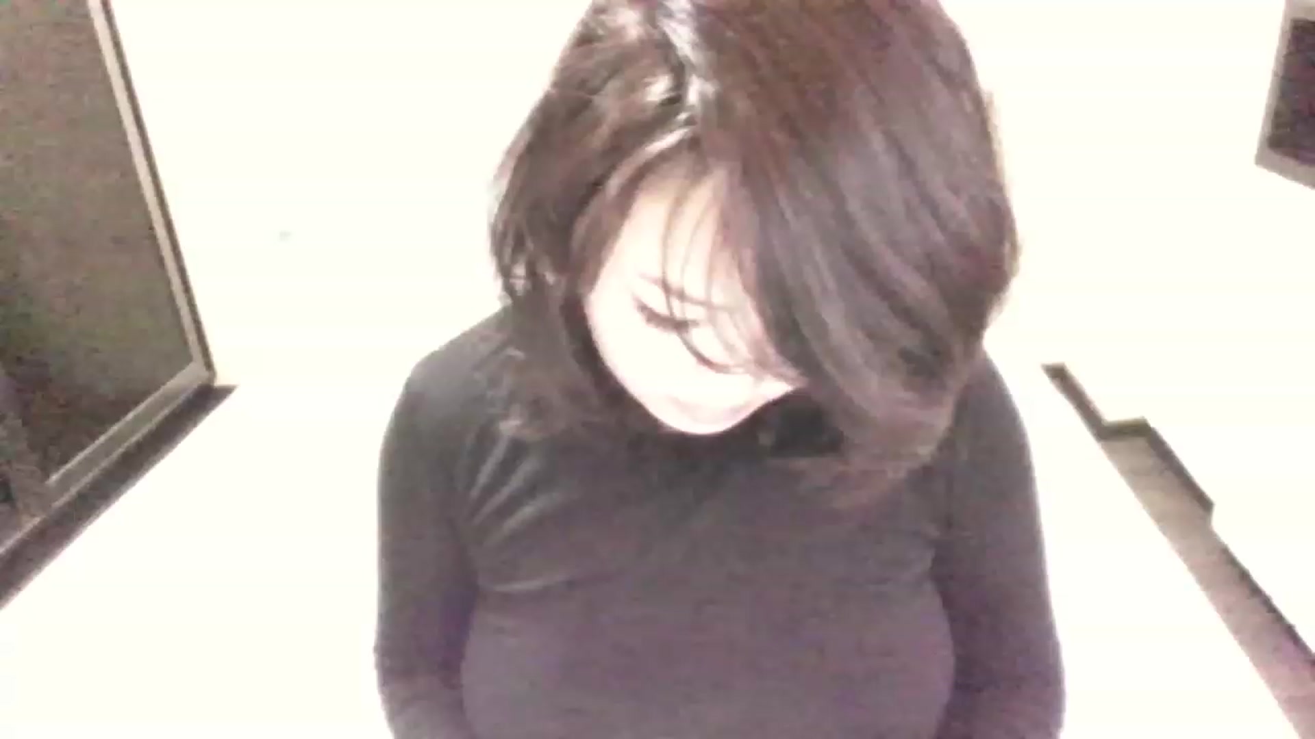 Gallery image thumbnail from MaiChubbyFace's myfreecams stream on, 05/03/2023, 07:54 image 1 of 20