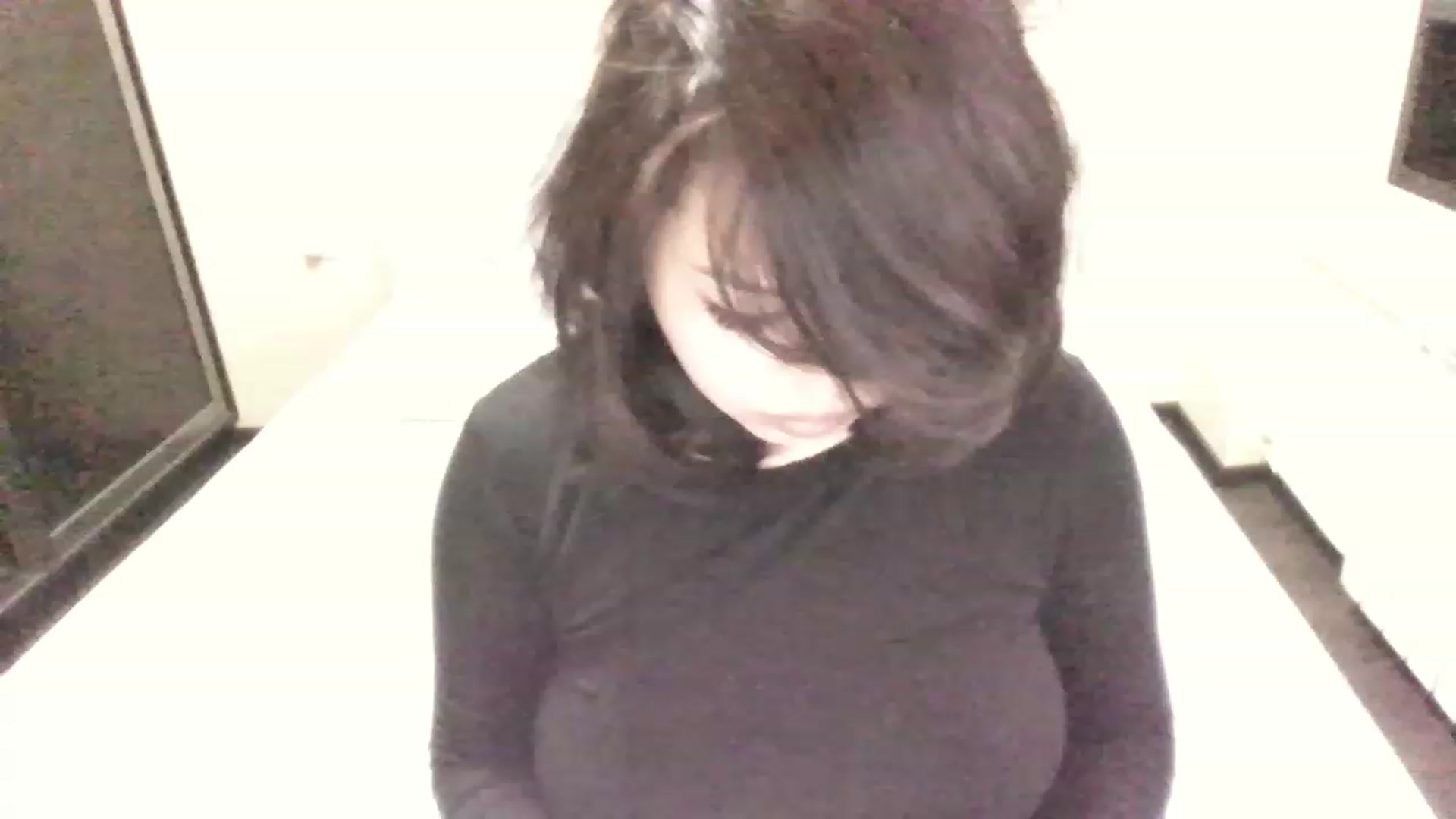 Gallery image thumbnail from MaiChubbyFace's myfreecams stream on, 05/03/2023, 07:54 image 8 of 20