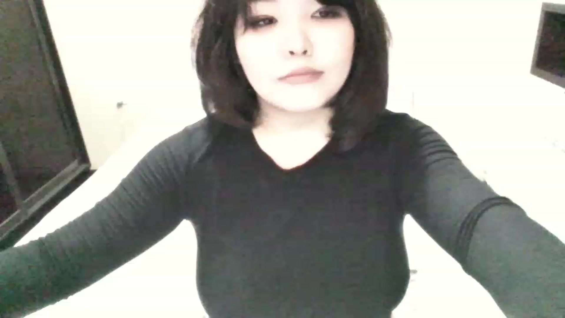 Gallery image thumbnail from MaiChubbyFace's myfreecams stream on, 05/07/2023, 23:08 image 4 of 20