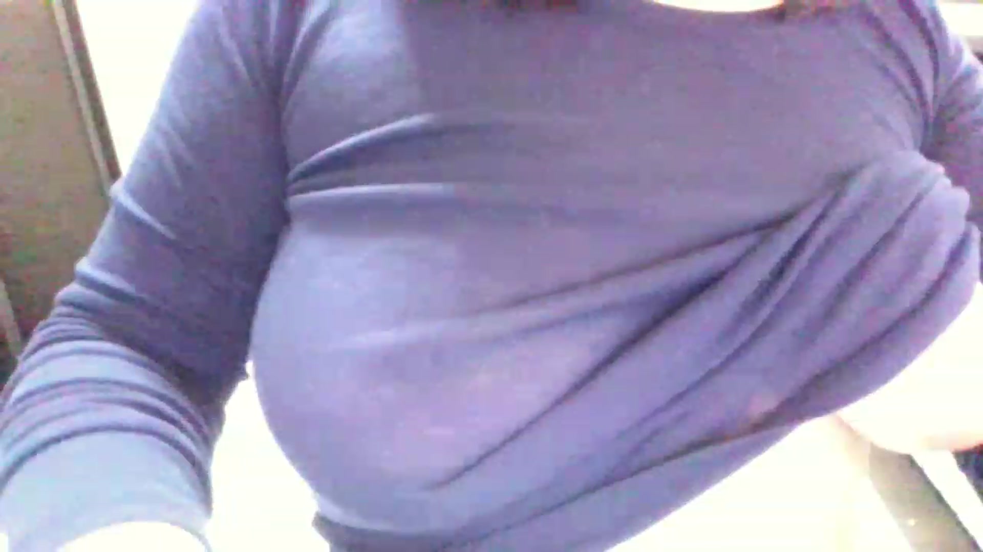 Gallery image thumbnail from MaiChubbyFace's myfreecams stream on, 05/12/2023, 03:30 image 12 of 20
