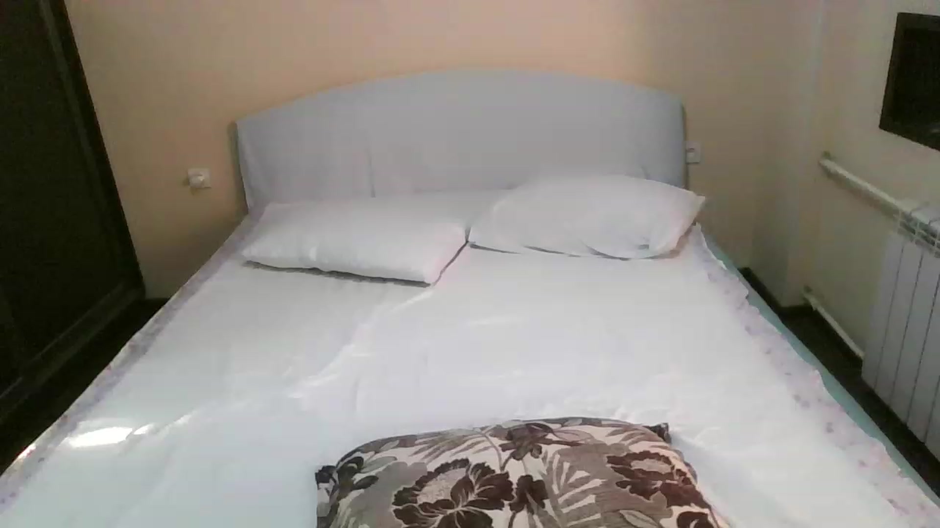 Gallery image thumbnail from MaiChubbyFace's myfreecams stream on, 05/16/2023, 01:03 image 3 of 20