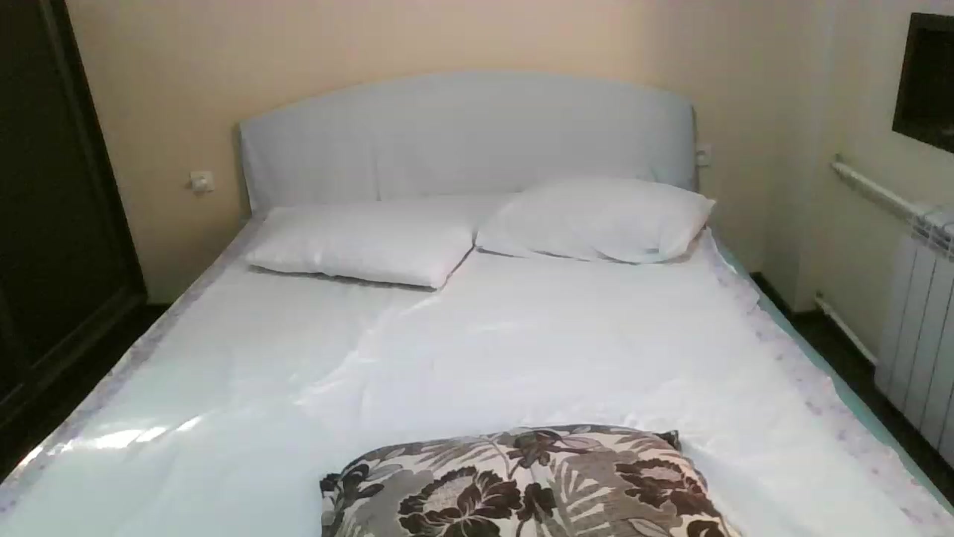 Gallery image thumbnail from MaiChubbyFace's myfreecams stream on, 05/16/2023, 01:03 image 4 of 20