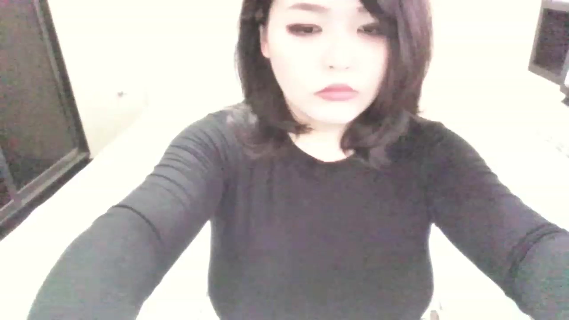 Gallery image thumbnail from MaiChubbyFace's myfreecams stream on, 05/21/2023, 11:09 image 8 of 20