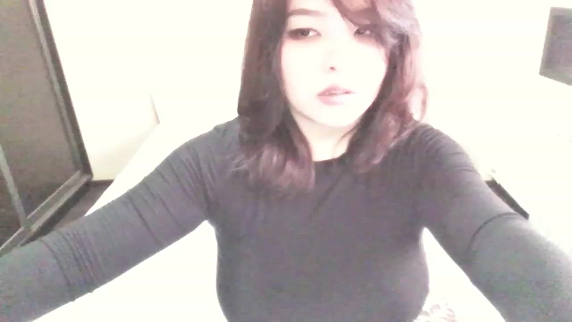 Gallery image thumbnail from MaiChubbyFace's myfreecams stream on, 05/26/2023, 04:54 image 17 of 20