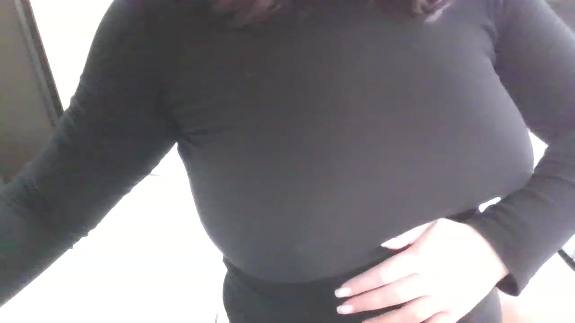 Gallery image thumbnail from MaiChubbyFace's myfreecams stream on, 05/26/2023, 04:54 image 20 of 20
