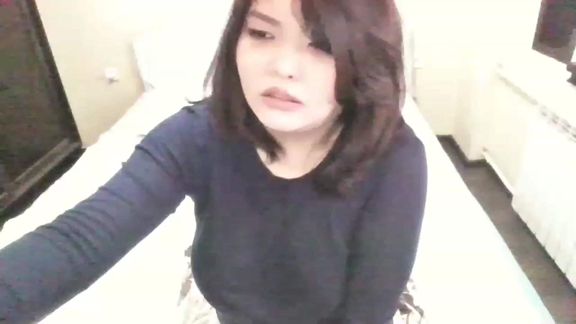 Gallery image thumbnail from MaiChubbyFace's myfreecams stream on, 05/28/2023, 05:55 image 19 of 20