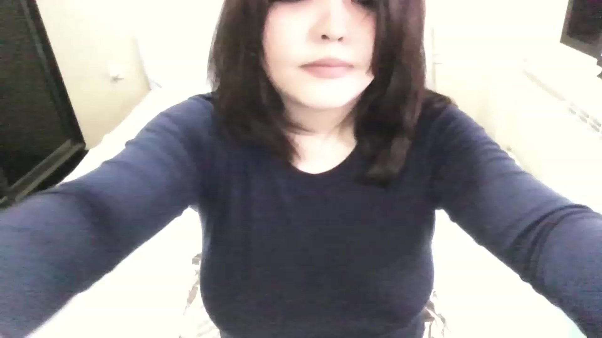 Gallery image thumbnail from MaiChubbyFace's myfreecams stream on, 05/28/2023, 06:17 image 10 of 20