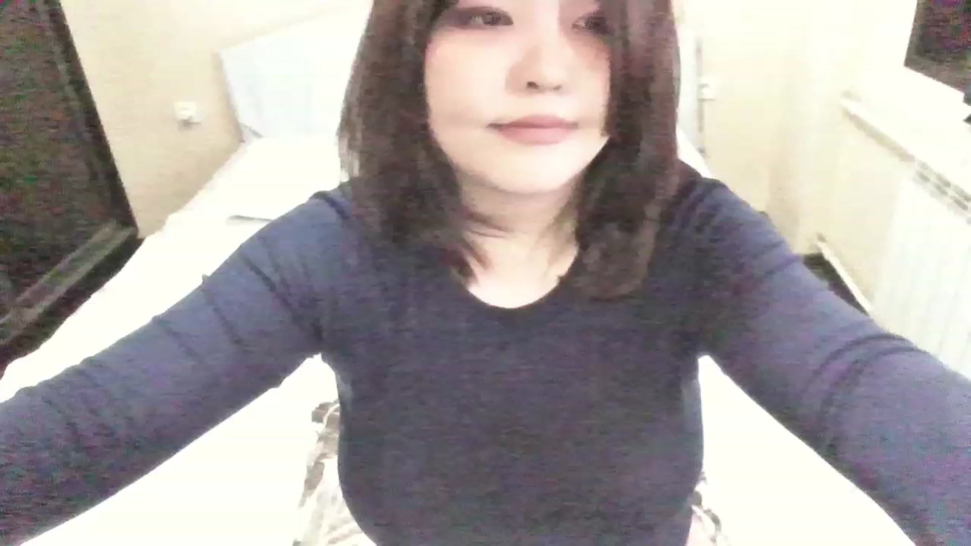 Gallery image thumbnail from MaiChubbyFace's myfreecams stream on, 05/28/2023, 06:17 image 8 of 20