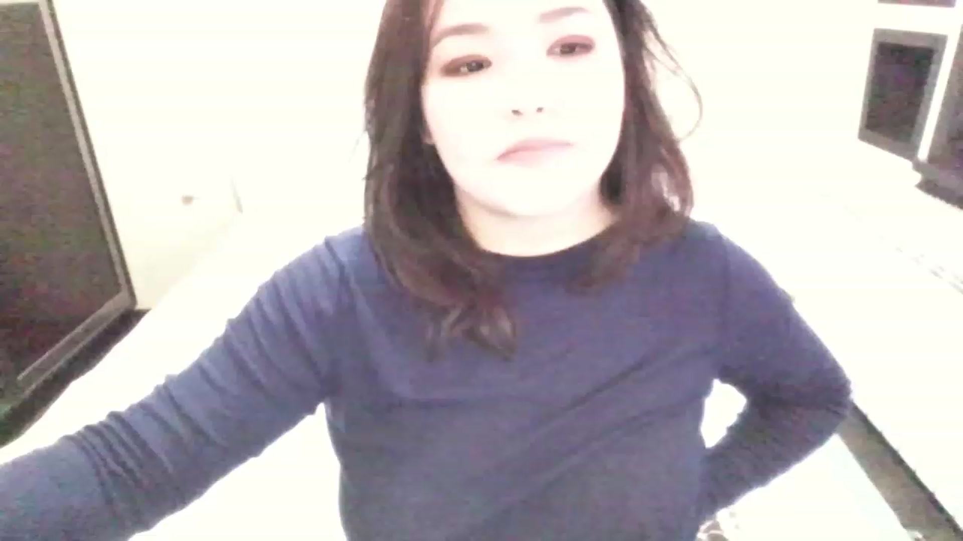Gallery image thumbnail from MaiChubbyFace's myfreecams stream on, 05/29/2023, 07:32 image 15 of 20