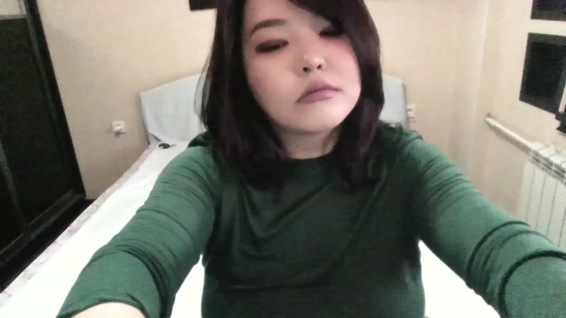 Gallery image thumbnail from MaiChubbyFace's myfreecams stream on, 06/03/2023, 06:55 image 3 of 20