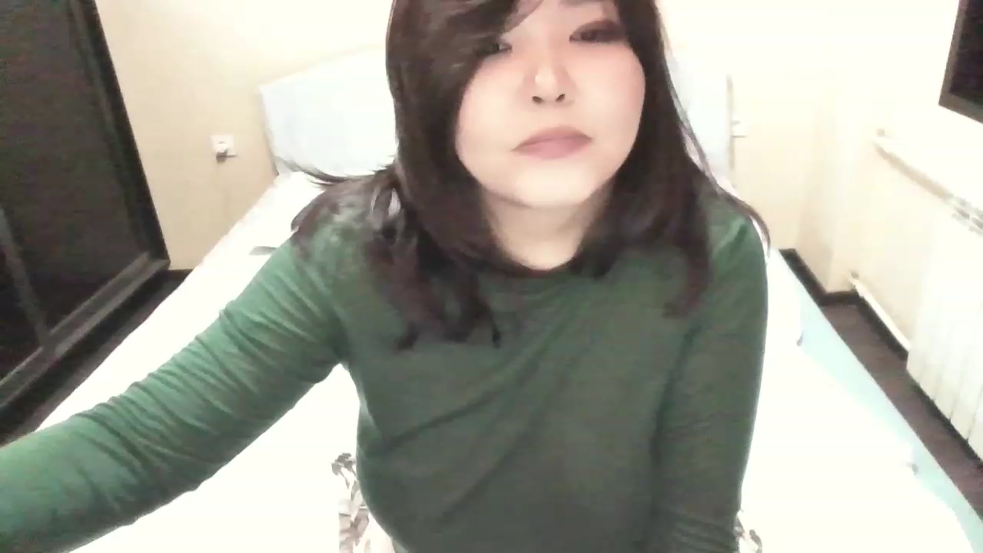 Gallery image thumbnail from MaiChubbyFace's myfreecams stream on, 06/03/2023, 15:09 image 14 of 20