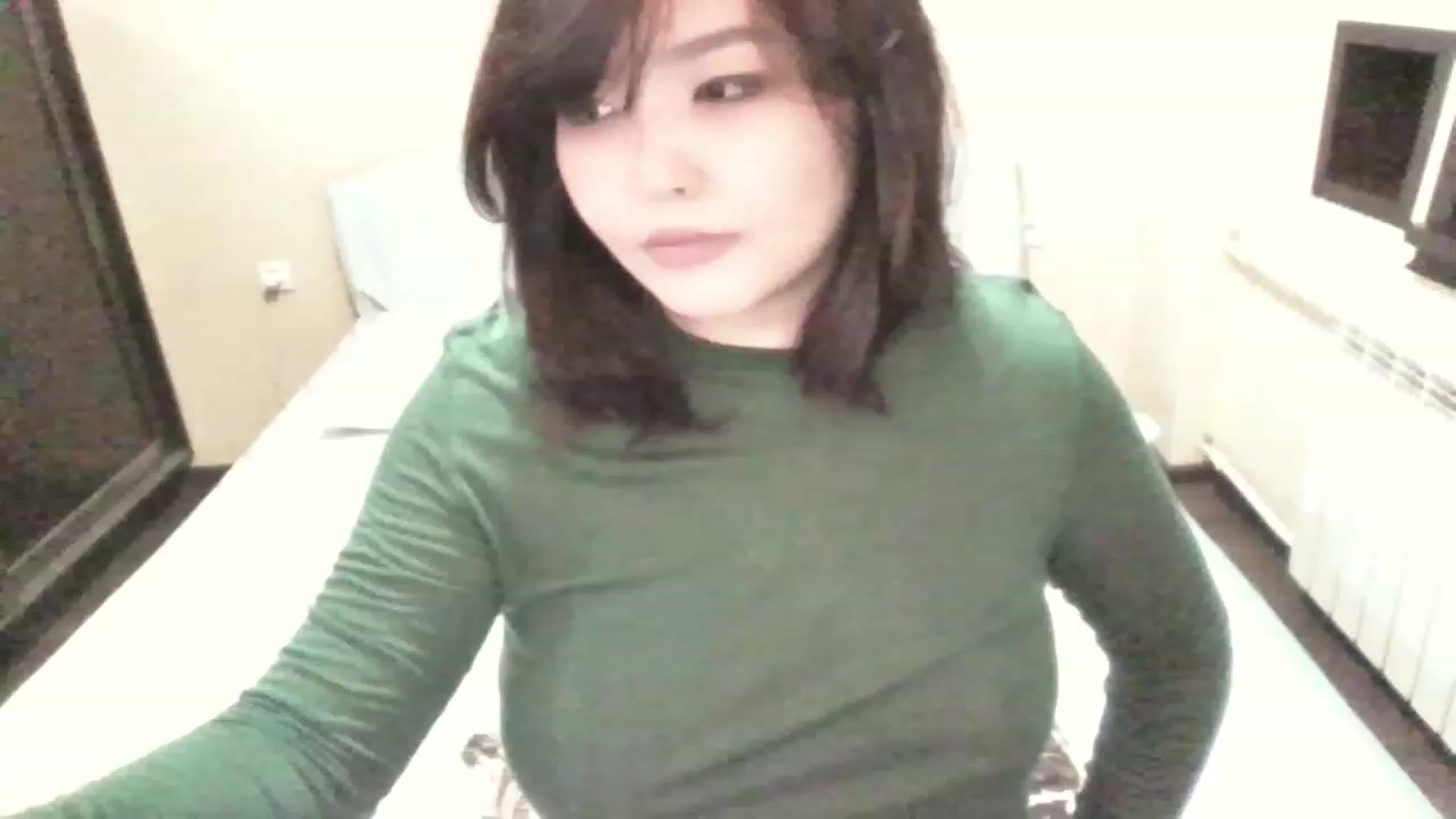 Gallery image thumbnail from MaiChubbyFace's myfreecams stream on, 06/03/2023, 15:09 image 1 of 20