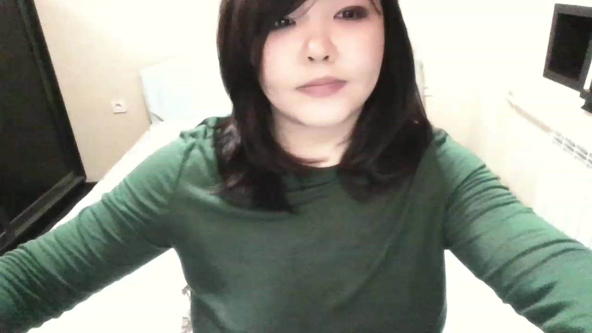 Gallery image thumbnail from MaiChubbyFace's myfreecams stream on, 06/03/2023, 17:11 image 17 of 20