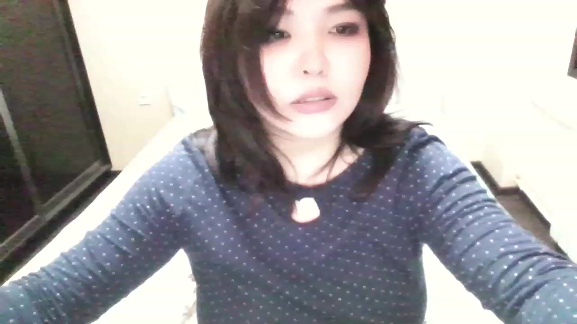 Gallery image thumbnail from MaiChubbyFace's myfreecams stream on, 06/04/2023, 17:00 image 15 of 20