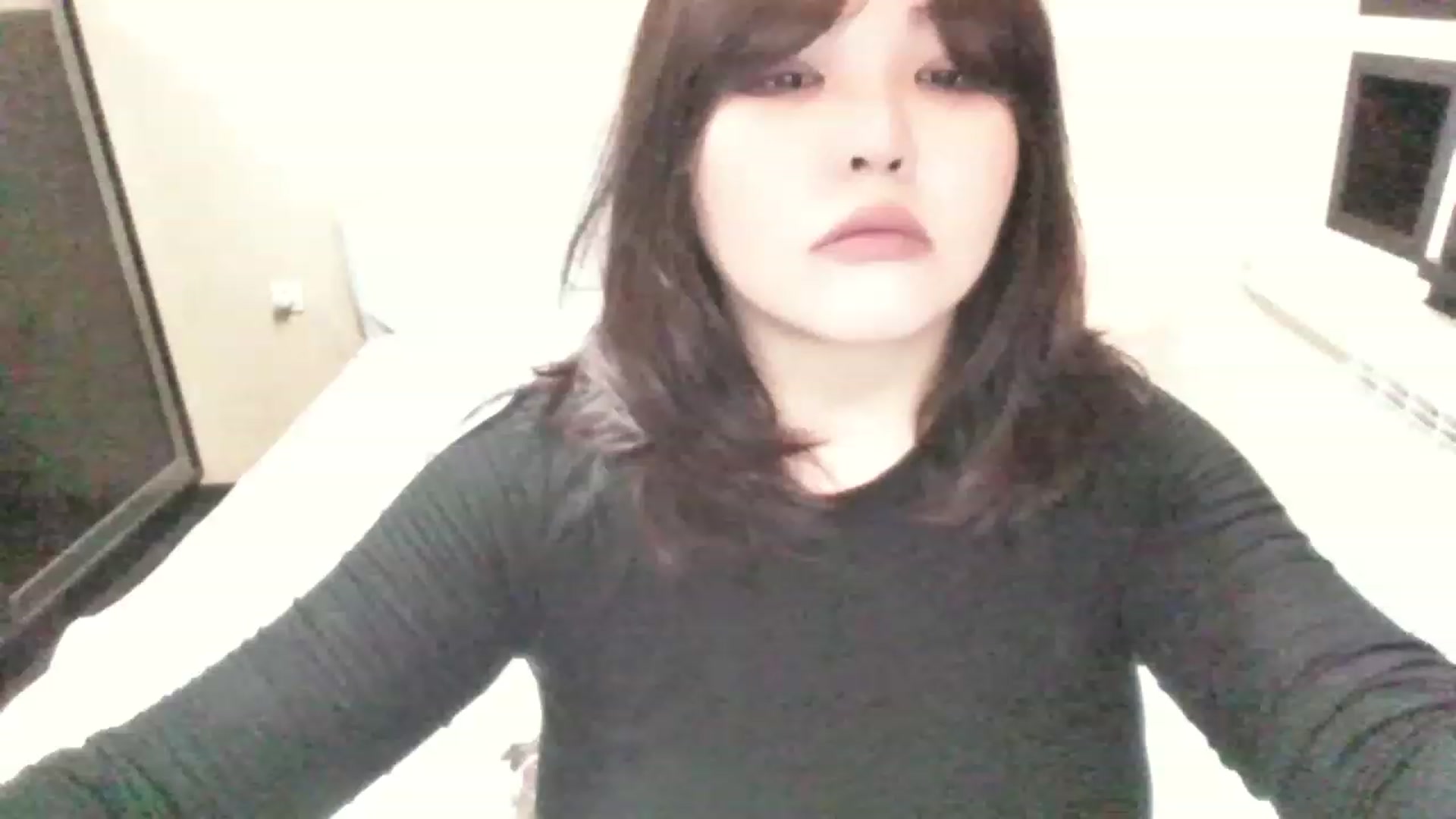 Gallery image thumbnail from MaiChubbyFace's myfreecams stream on, 06/11/2023, 18:46 image 19 of 20
