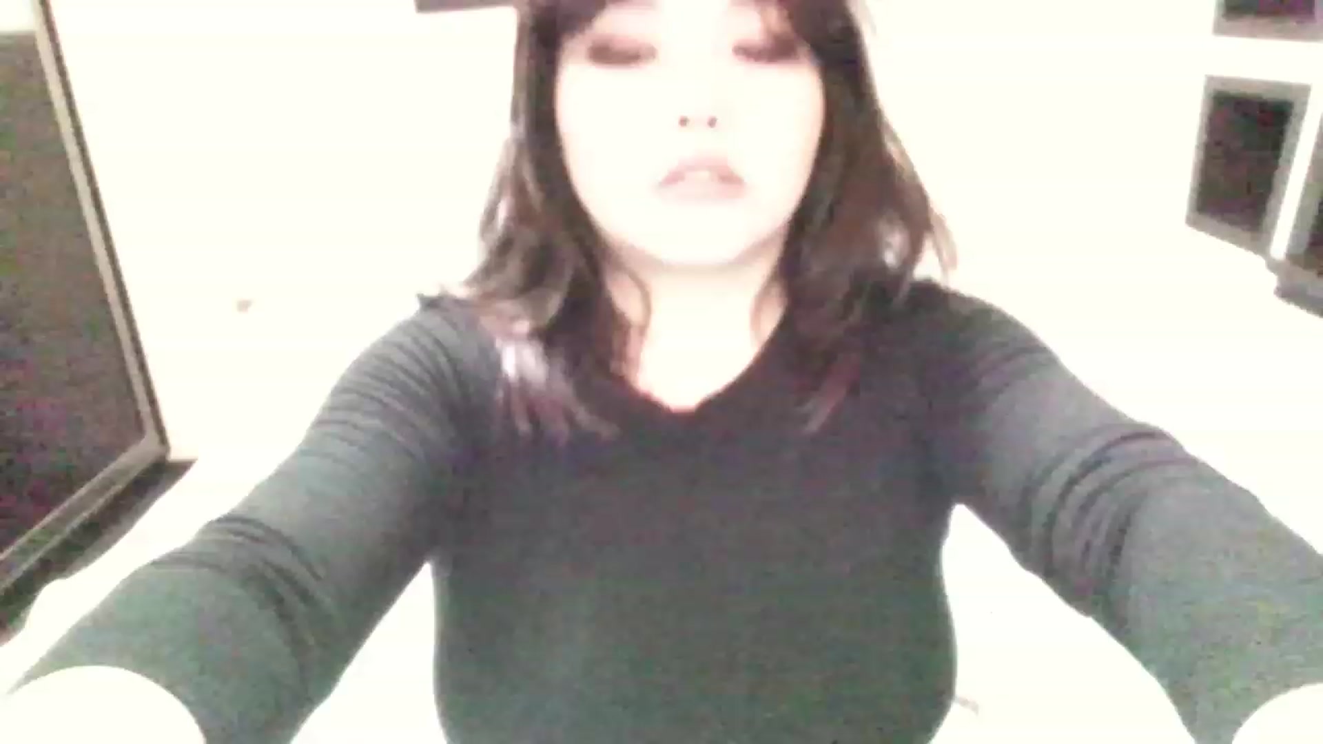 Gallery image thumbnail from MaiChubbyFace's myfreecams stream on, 06/11/2023, 18:46 image 12 of 20
