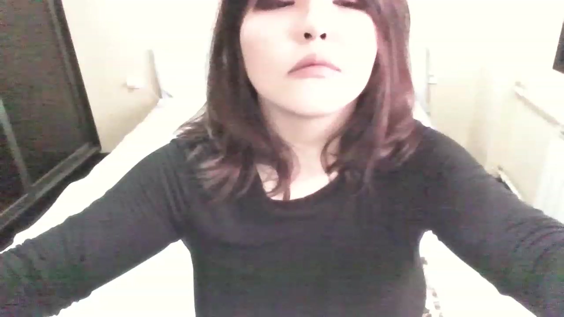 Gallery image thumbnail from MaiChubbyFace's myfreecams stream on, 06/12/2023, 04:48 image 17 of 20