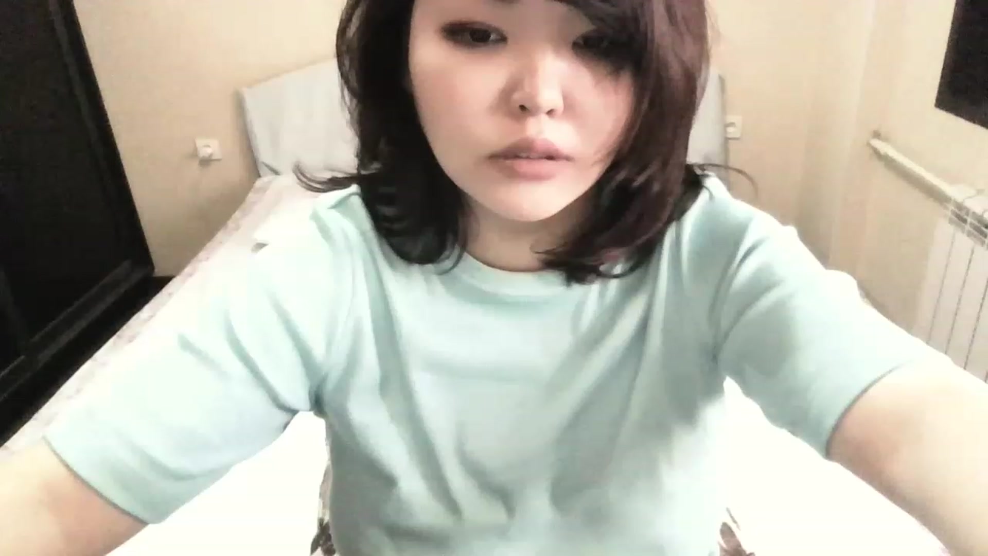 Gallery image thumbnail from MaiChubbyFace's myfreecams stream on, 06/14/2023, 04:46 image 16 of 20