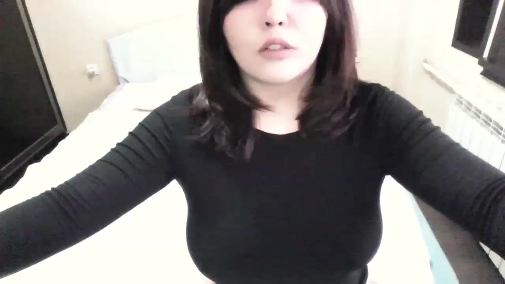 Gallery image thumbnail from MaiChubbyFace's myfreecams stream on, 06/19/2023, 06:24 image 12 of 20