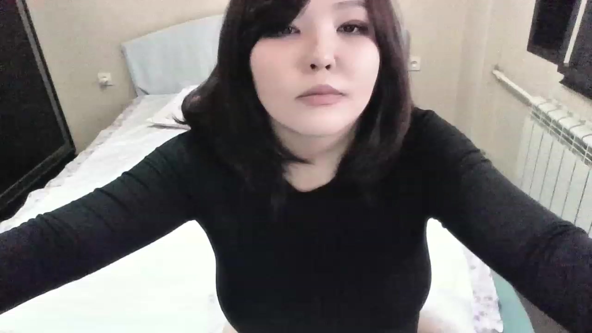 Gallery image thumbnail from MaiChubbyFace's myfreecams stream on, 06/19/2023, 06:24 image 15 of 20