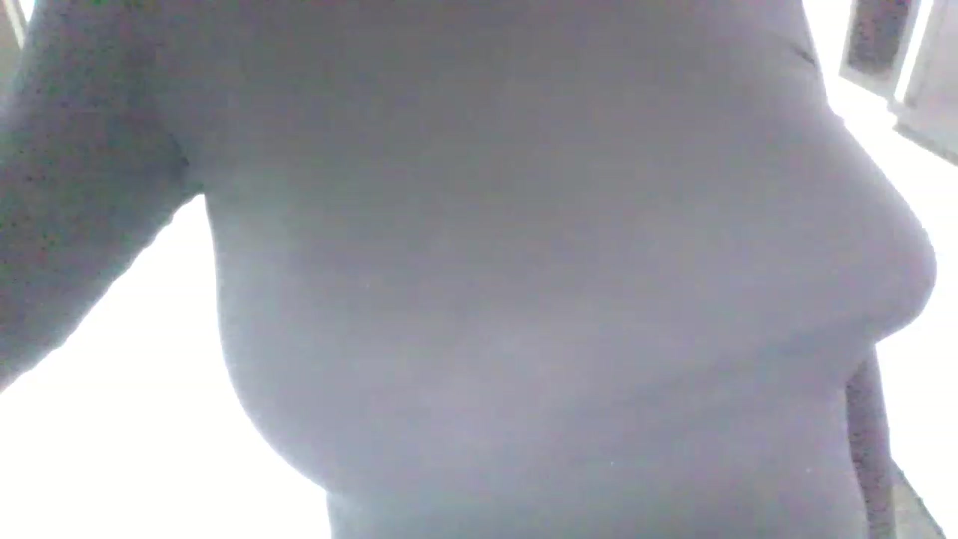 Gallery image thumbnail from MaiChubbyFace's myfreecams stream on, 06/19/2023, 07:54 image 18 of 20