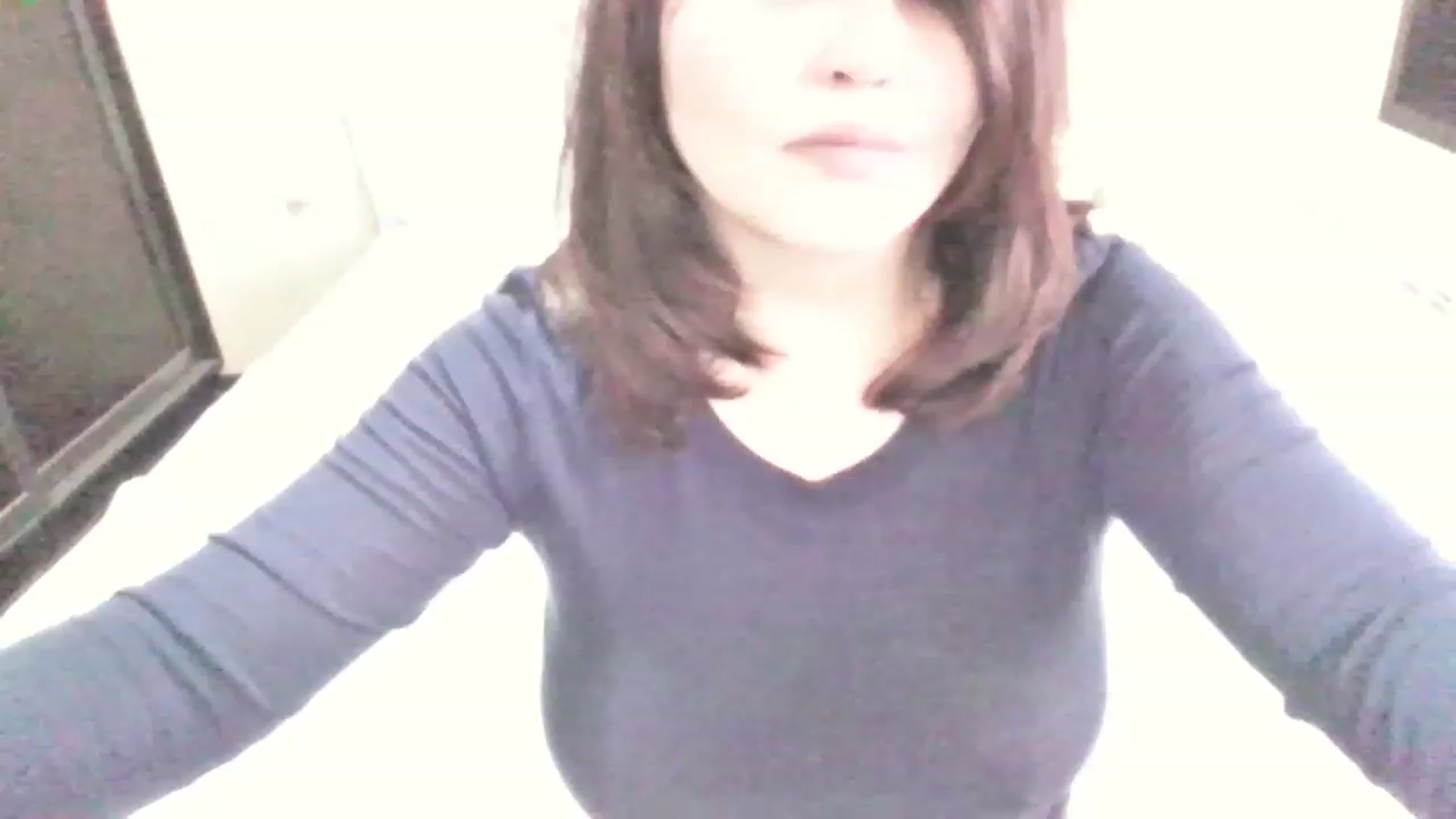 Gallery image thumbnail from MaiChubbyFace's myfreecams stream on, 06/21/2023, 07:32 image 15 of 20