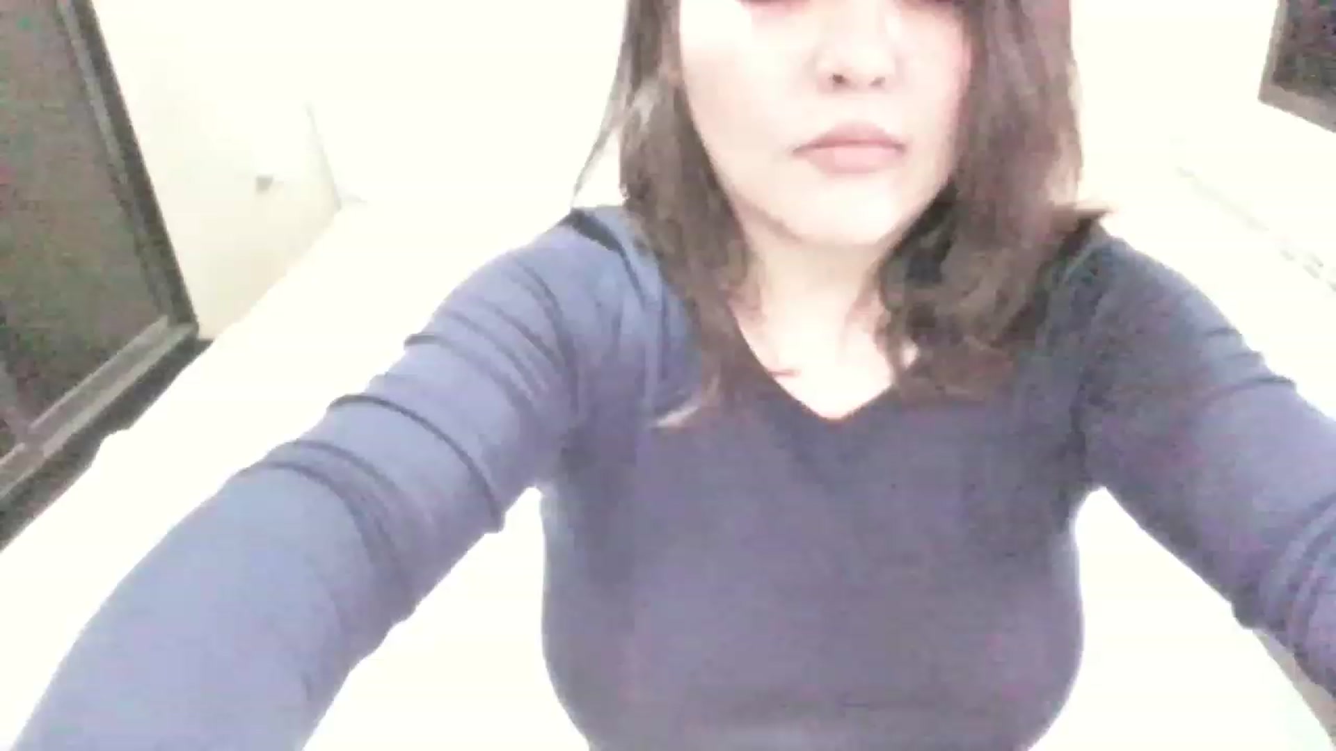 Gallery image thumbnail from MaiChubbyFace's myfreecams stream on, 06/21/2023, 07:32 image 18 of 20