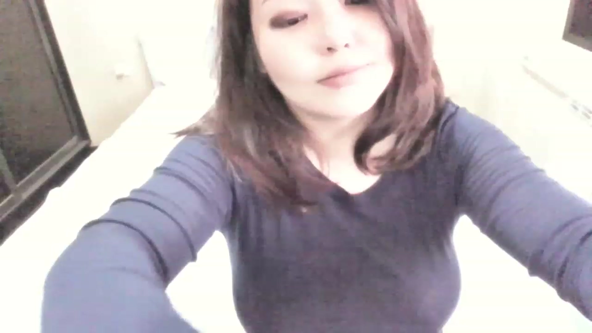 Gallery image thumbnail from MaiChubbyFace's myfreecams stream on, 06/21/2023, 07:32 image 13 of 20