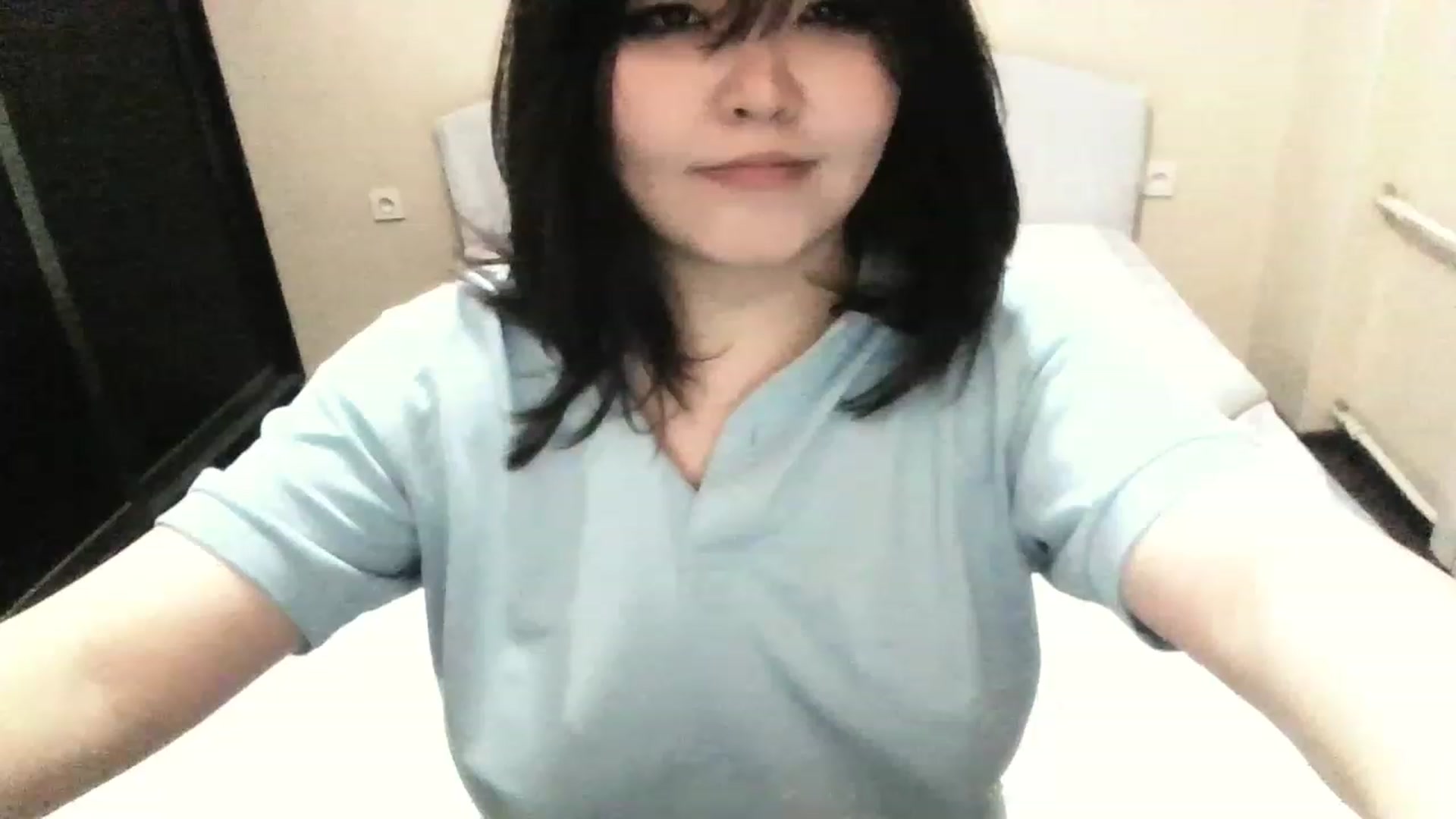 Gallery image thumbnail from MaiChubbyFace's myfreecams stream on, 06/25/2023, 19:53 image 6 of 20