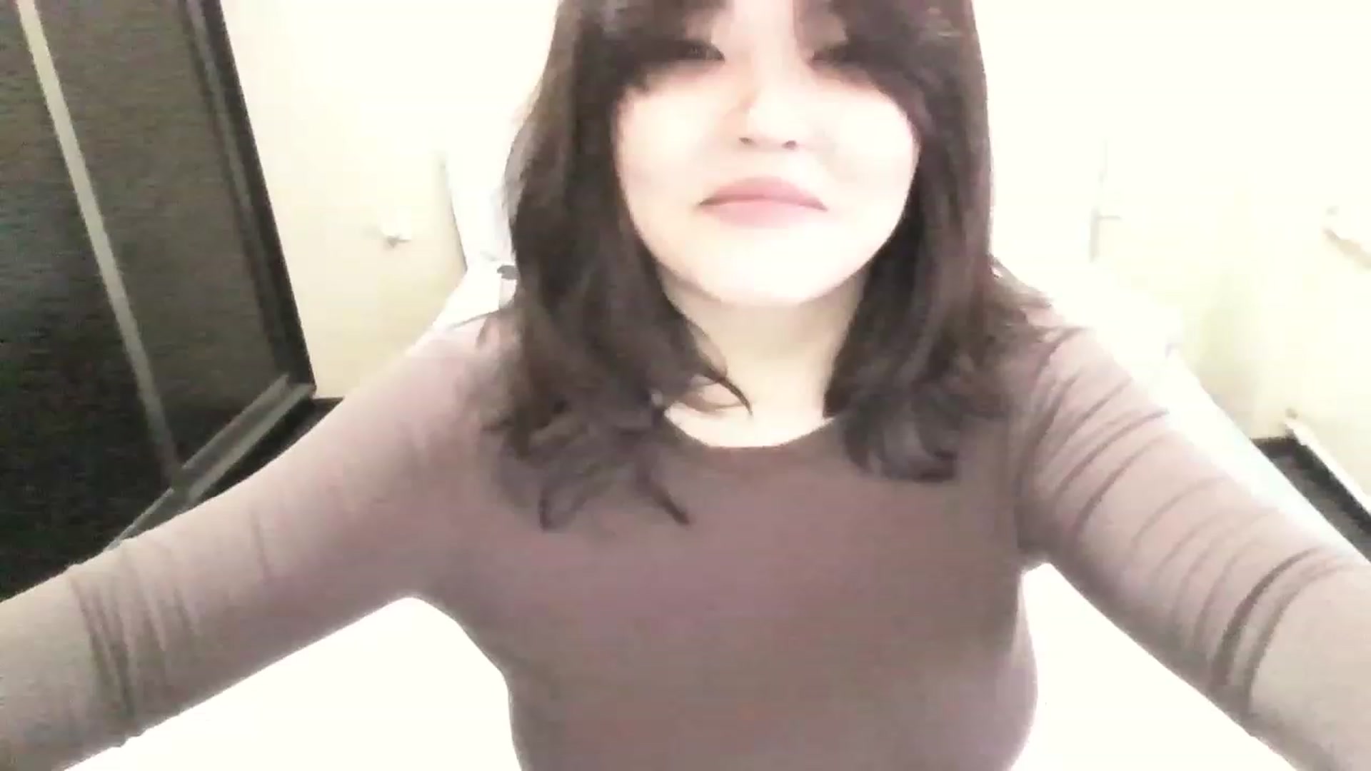 Gallery image thumbnail from MaiChubbyFace's myfreecams stream on, 06/26/2023, 07:04 image 6 of 20