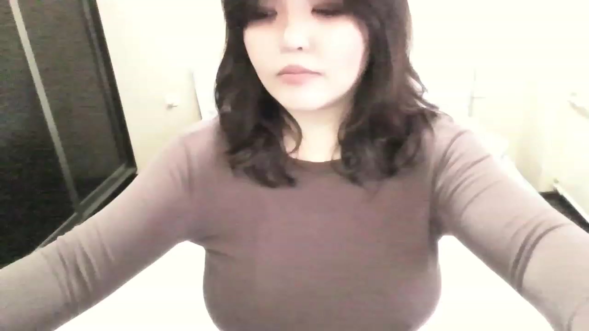 Gallery image thumbnail from MaiChubbyFace's myfreecams stream on, 06/26/2023, 07:04 image 2 of 20