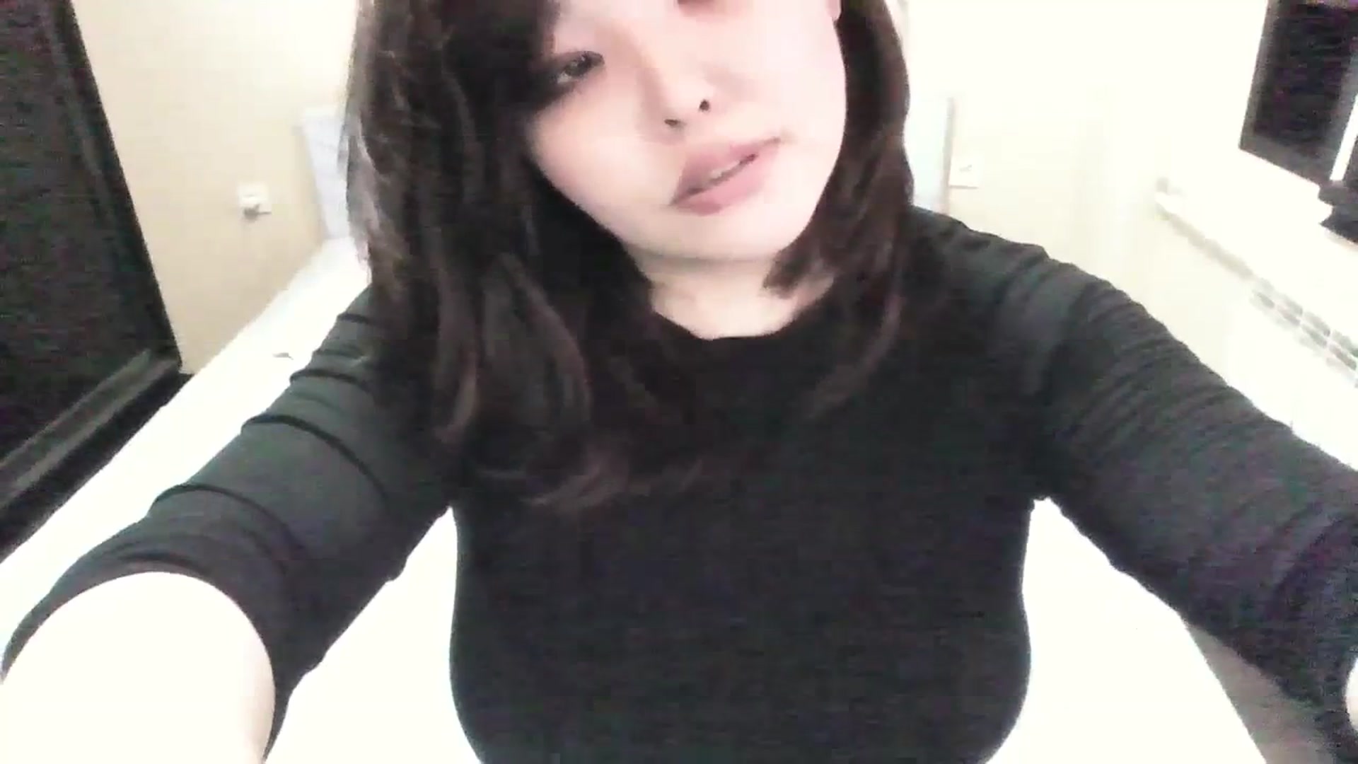 Gallery image thumbnail from MaiChubbyFace's myfreecams stream on, 07/03/2023, 06:21 image 8 of 20